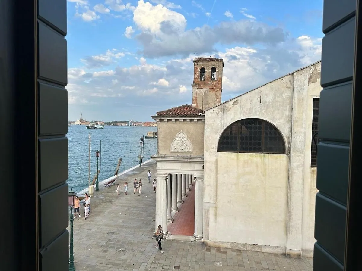 Apartment Venezia - Strepitoso Alla Giudecca Italy
