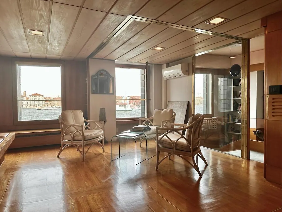Venezia - Strepitoso Alla Giudecca 0*, Venice